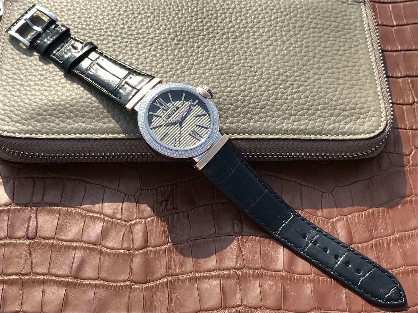 寶格麗哪個廠復刻手錶的好 寶格麗創意珠寶繫列102571 LU40C6SSPGLD￥2980-復刻手錶