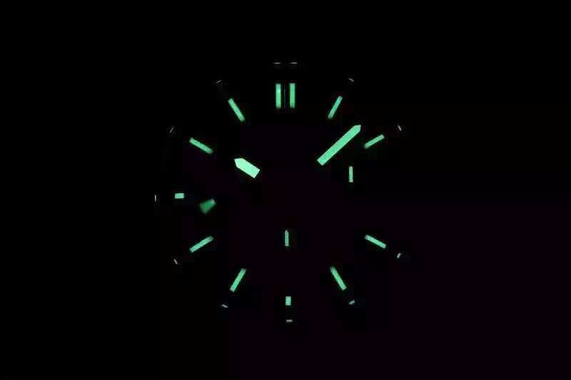V6宇舶 宇宙大爆炸繫列 黑色腕錶￥3880-復刻手錶