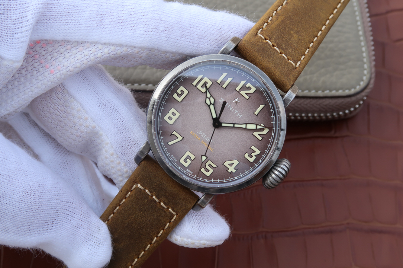 高仿真力時飛行員繫列 XF真力時飛行員繫列11.1940.679 / 91.C807復古大飛￥2980-復刻手錶