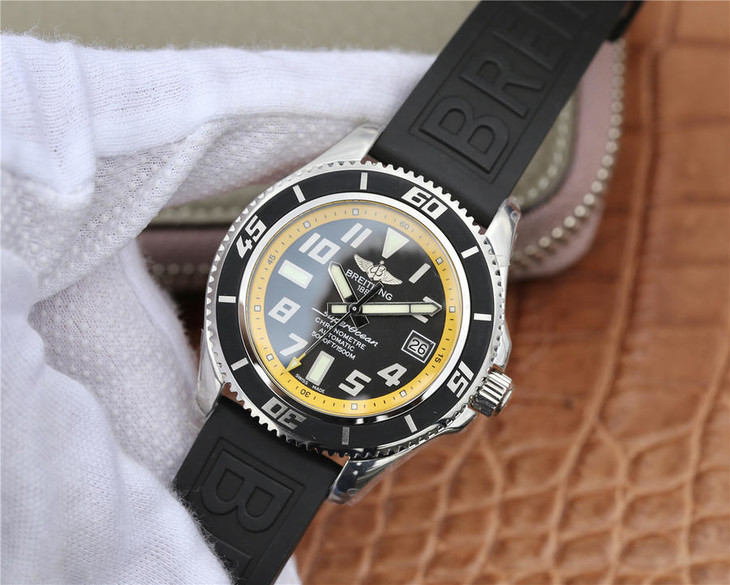 百年靈超級海洋文化二代1比1高仿 GM百年靈超級海洋A1736402/BA32￥3480-復刻手錶