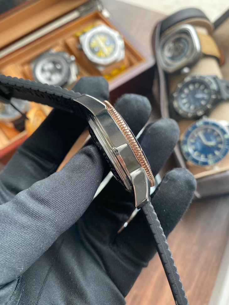 1比1高仿百年靈男士手錶多少錢 gf百年靈超級海洋文化二代42 UB2010161C1S1￥3480-復刻手錶
