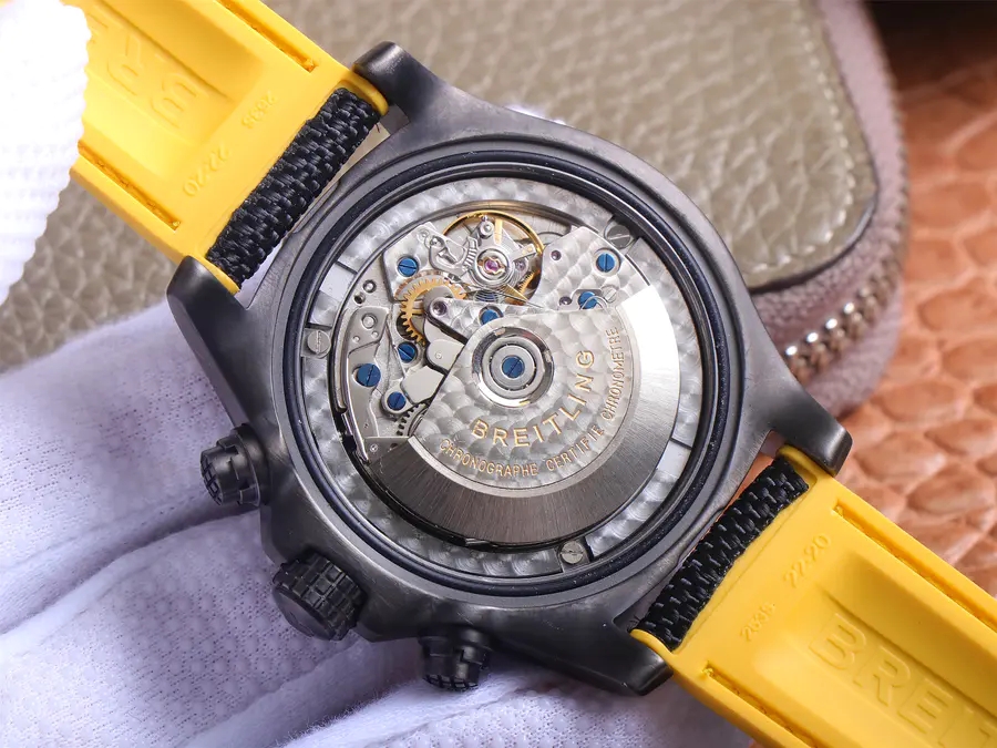 一比一高仿百年靈黑鳥偵察機價格 BLS廠百年靈復仇者二代美國特別版￥3880-復刻手錶