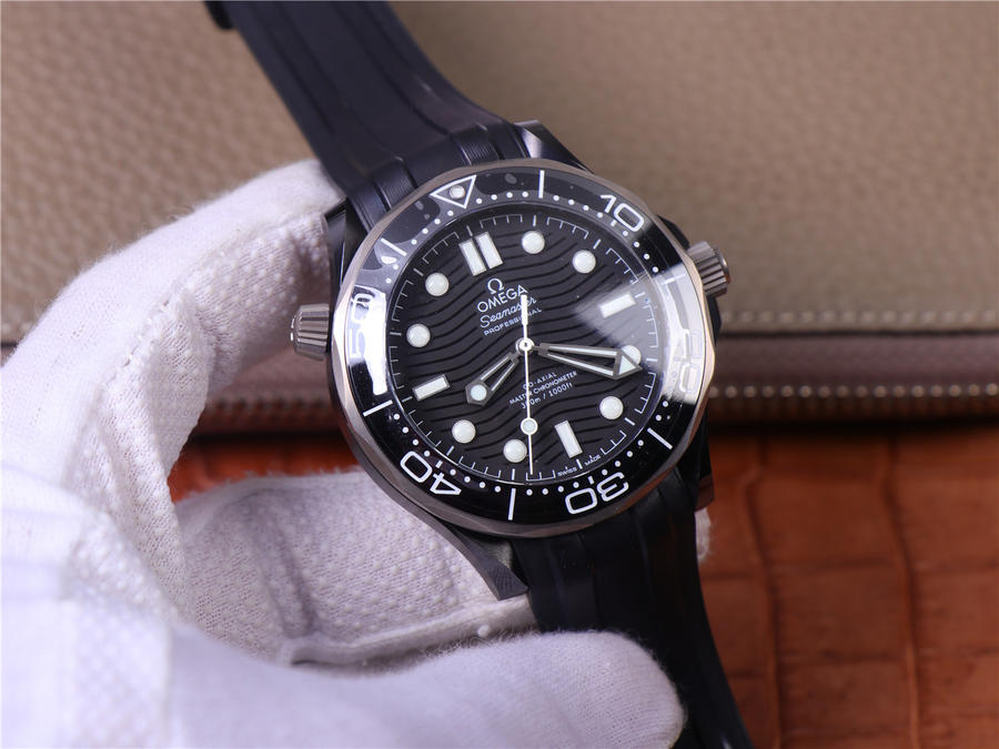 歐米茄海馬300復刻手錶款 VS廠歐米茄海馬繫列210.92.44.20.01.001￥3880-復刻手錶